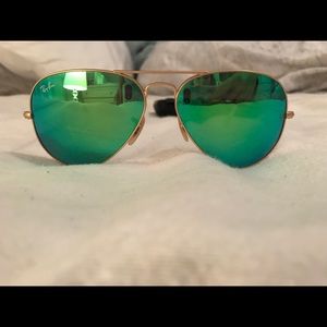 Green flash lenses aviator ray bans**AUTHENTIC**